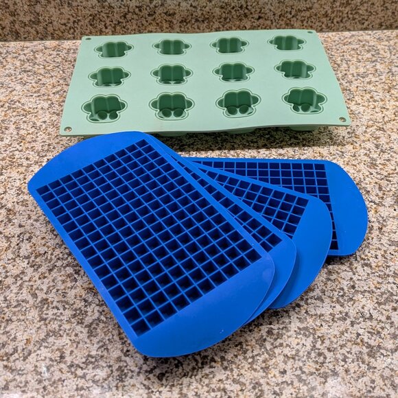 Mini Ice Trays + Paw Print Silicone Baking Mold Bundle (Used Like New) - Picture 1 of 15